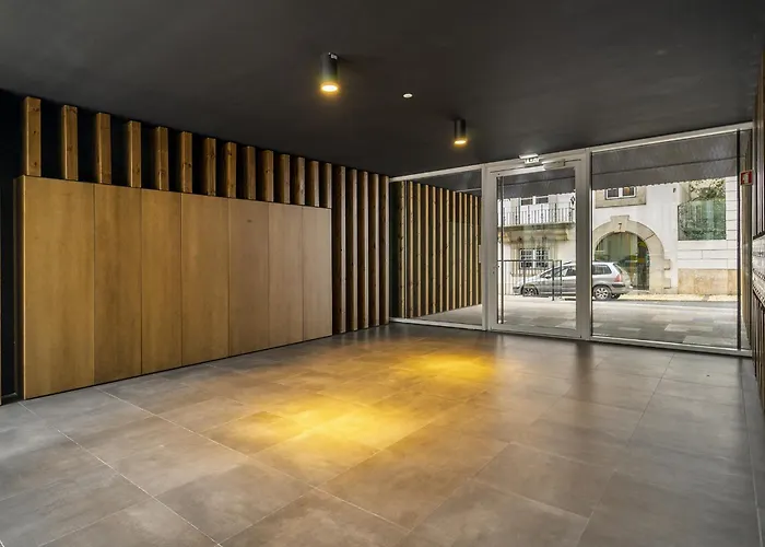 Whome Urban Oasis: Modern Living With Parking & Ac Lisboa