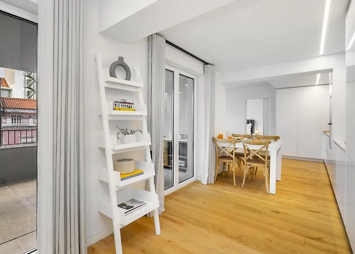 Whome Urban Oasis: Modern Living With Parking & Ac شقة Lisboa