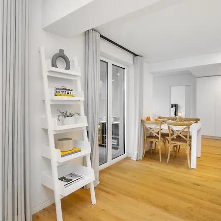 Whome Urban Oasis: Modern Living With Parking & Ac Апартаменти Лісабон